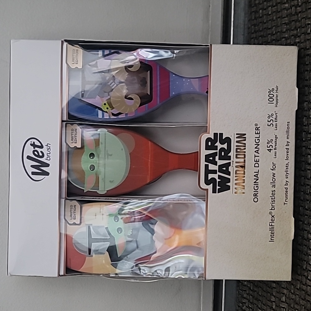 Hair brushes